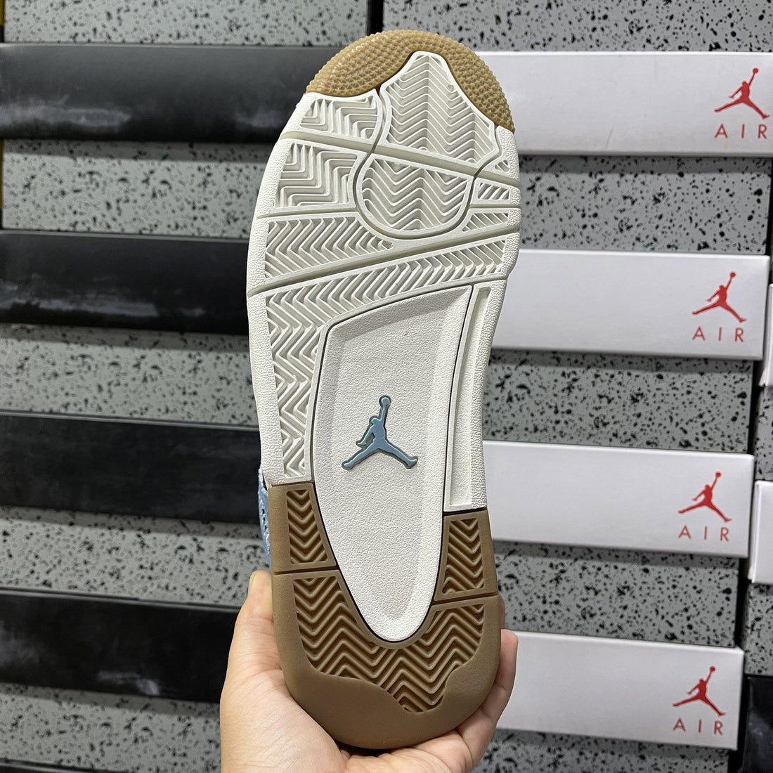 Air Jordan 4 Levi's Sail Denim