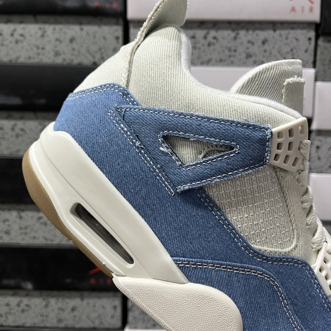Air Jordan 4 Levi's Sail Denim