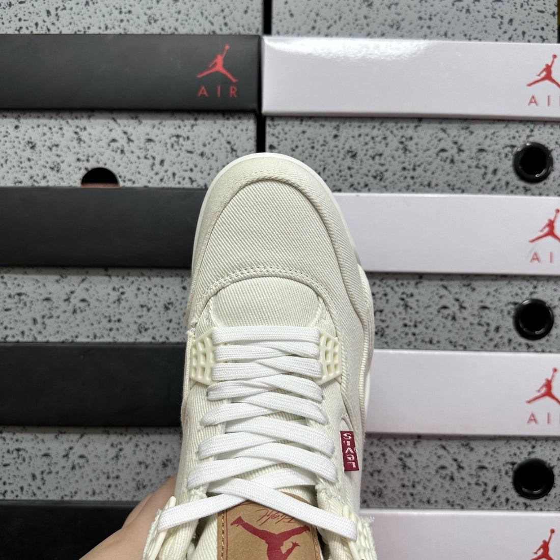 Air Jordan 4 Levi's White Denim
