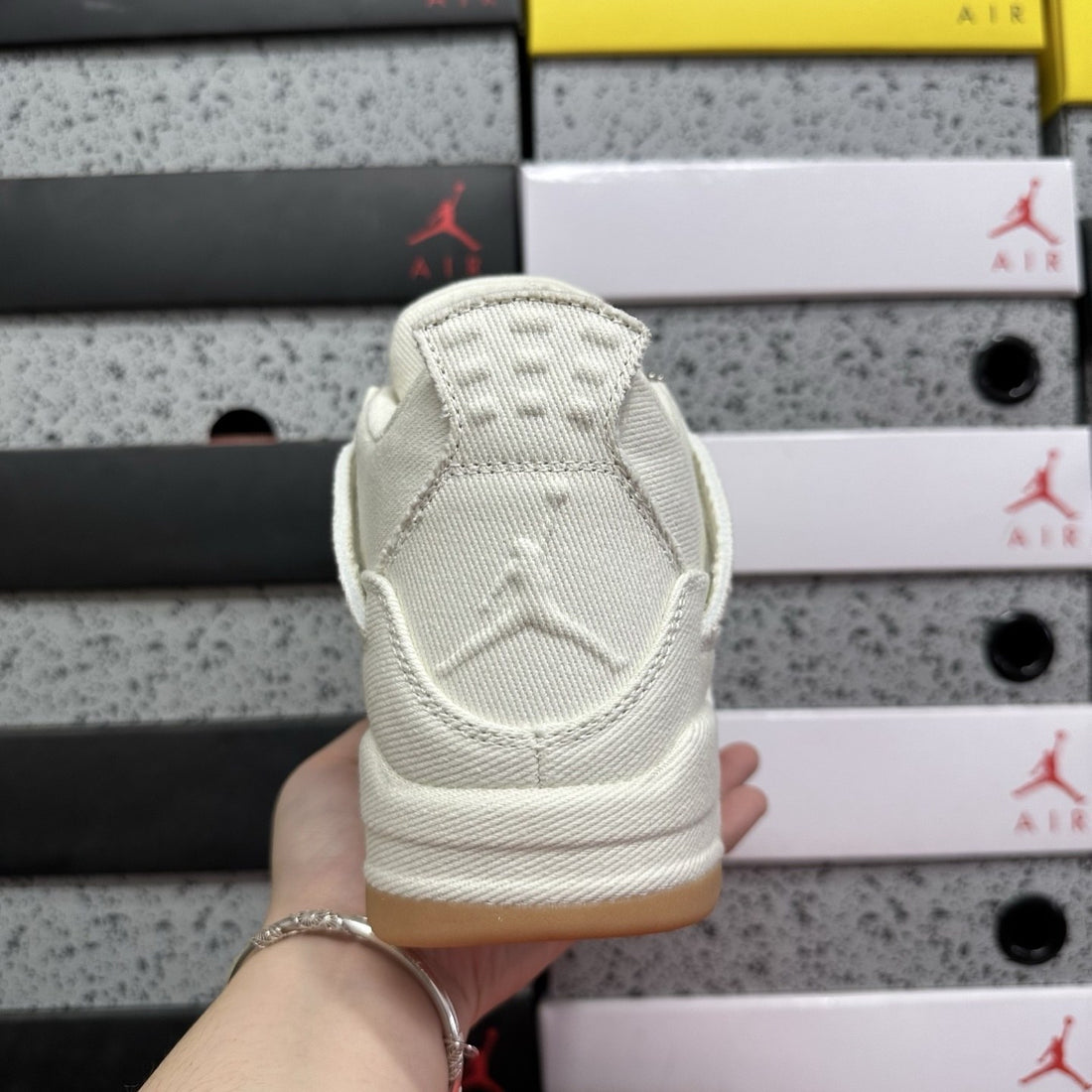 Air Jordan 4 Levi's White Denim