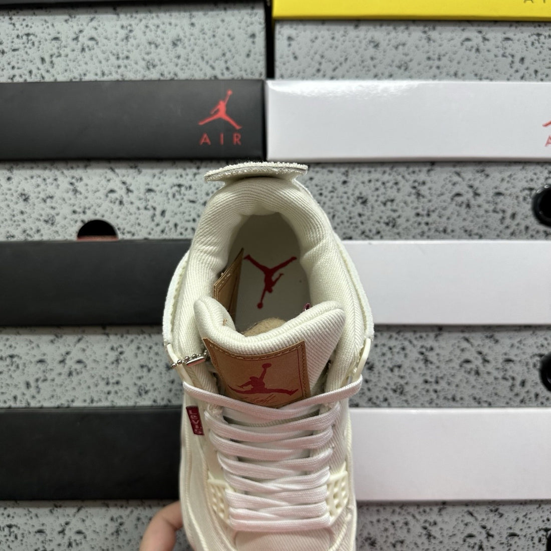 Air Jordan 4 Levi's White Denim