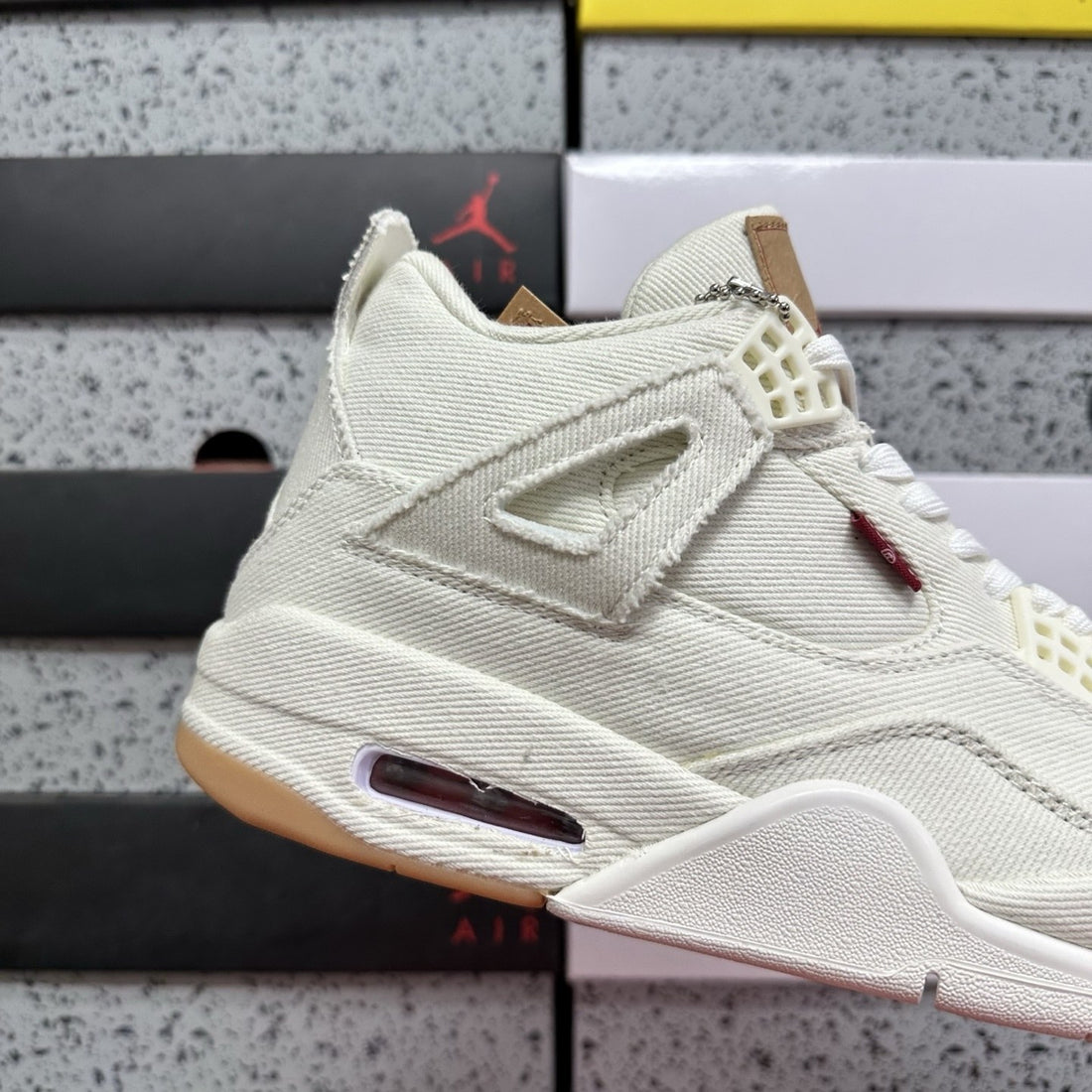 Air Jordan 4 Levi's White Denim
