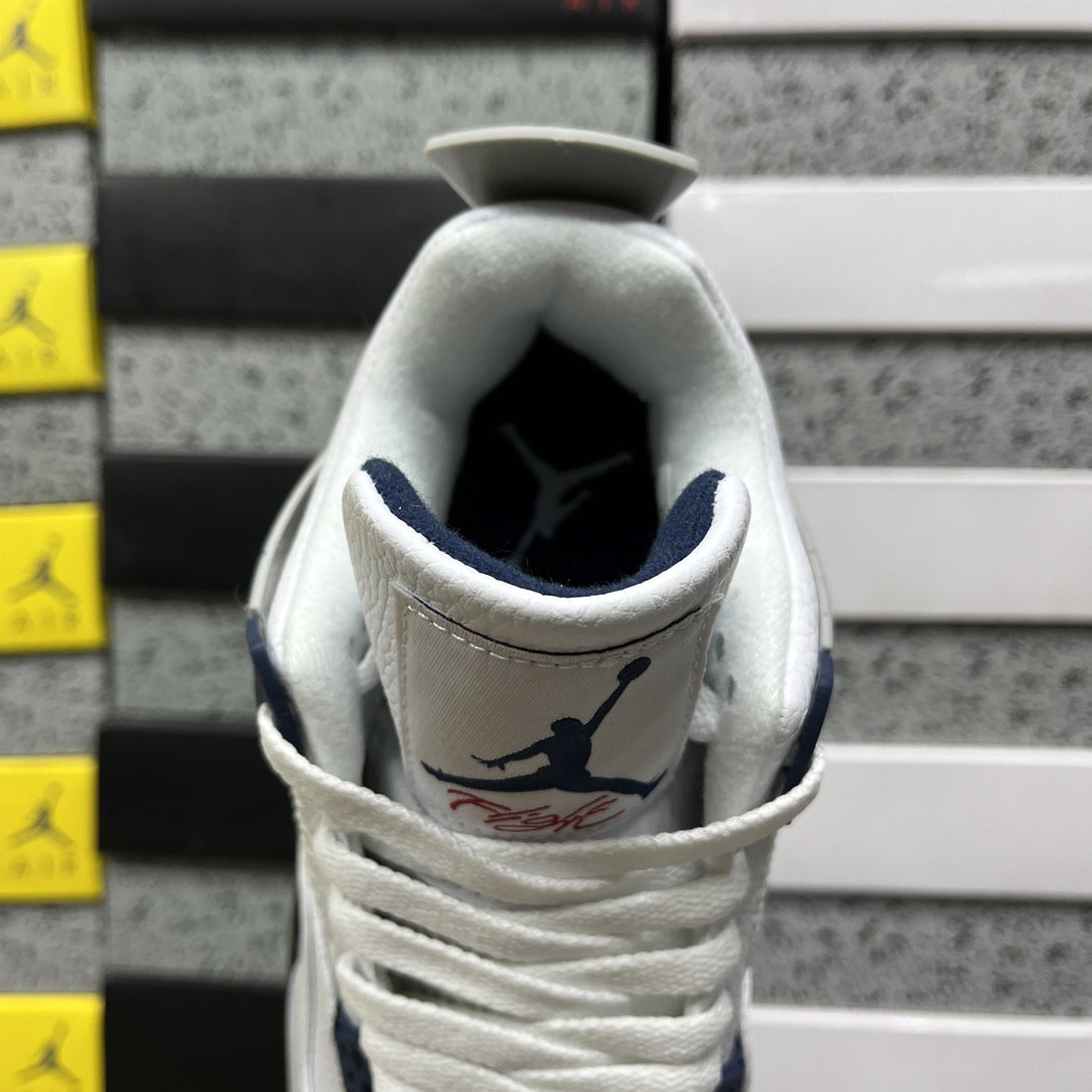 Air Jordan 4 Midnight Navy