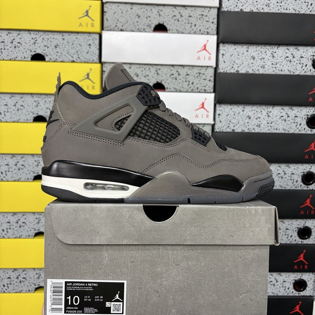 Air Jordan 4 Mocha Brown