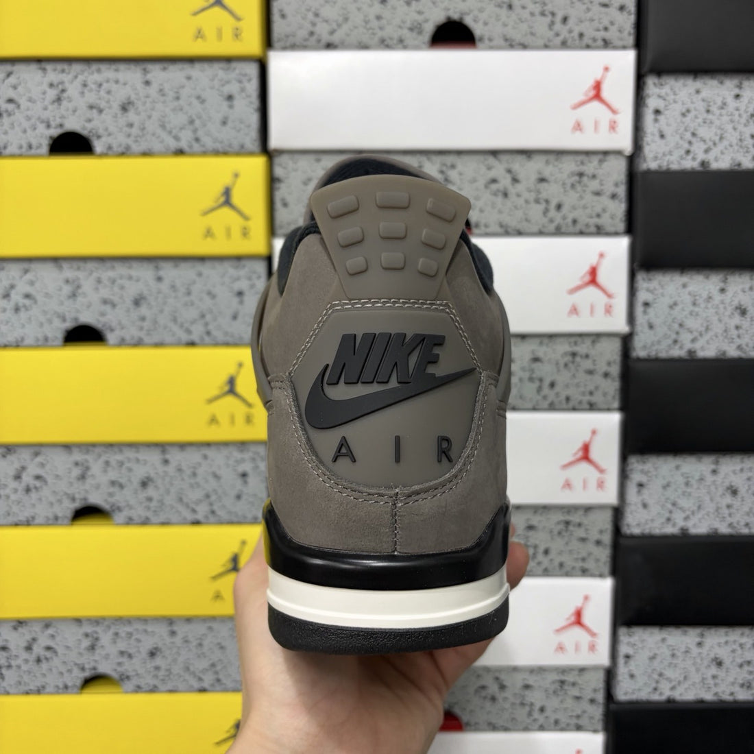 Air Jordan 4 Mocha Brown