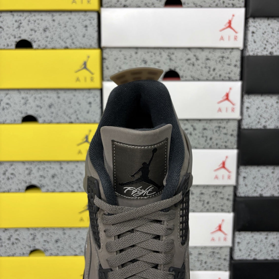 Air Jordan 4 Mocha Brown
