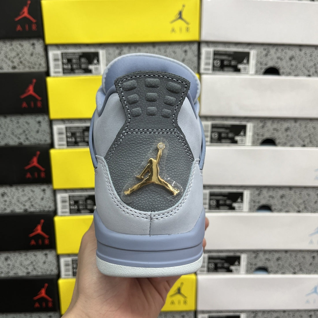 Air Jordan 4 NCAA Blue Grey