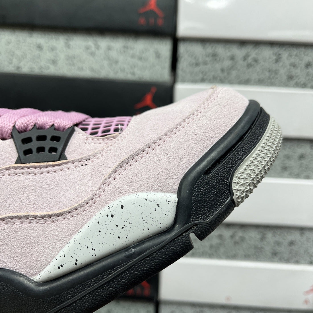 Air Jordan 4 Orchid