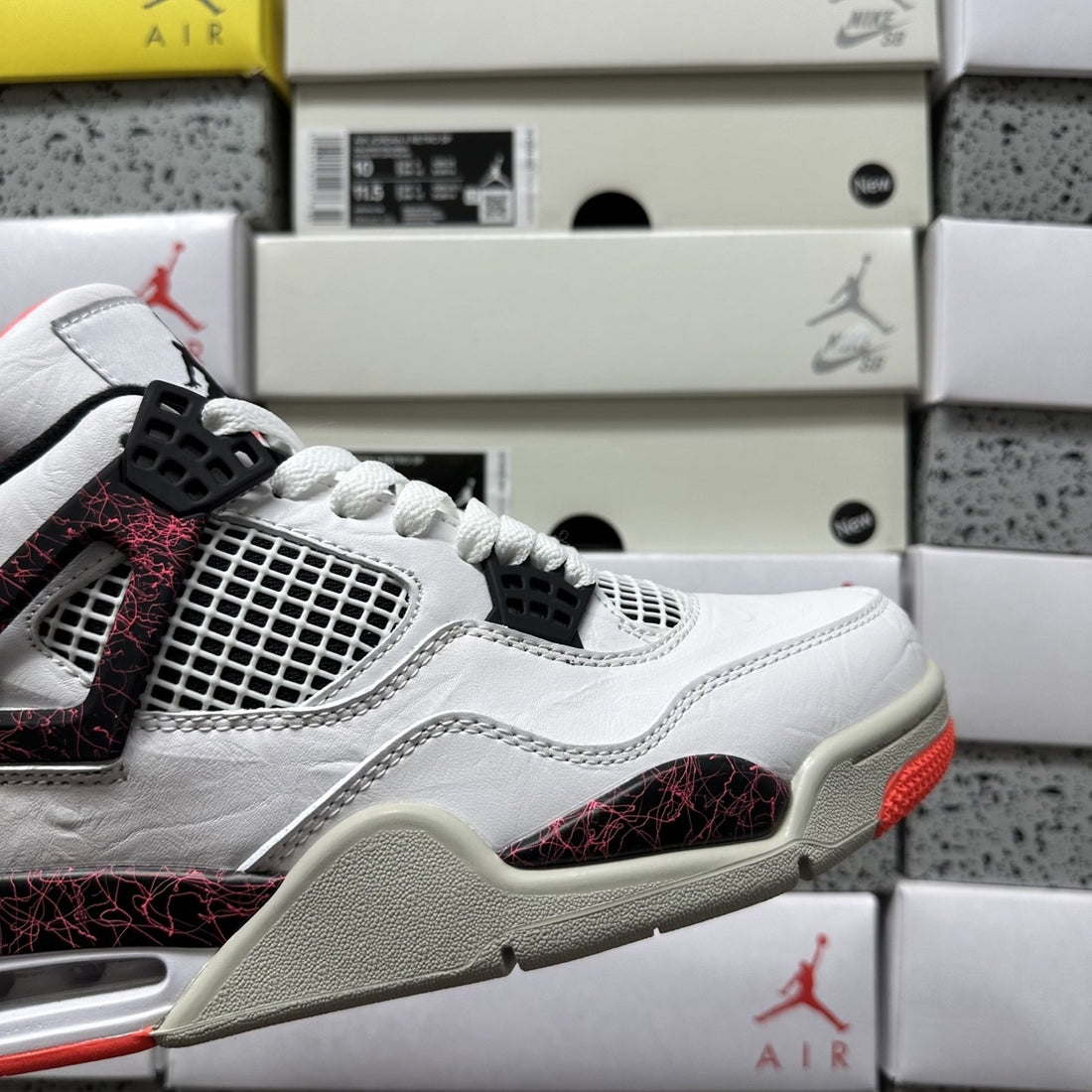 Air Jordan 4 Red Splatter