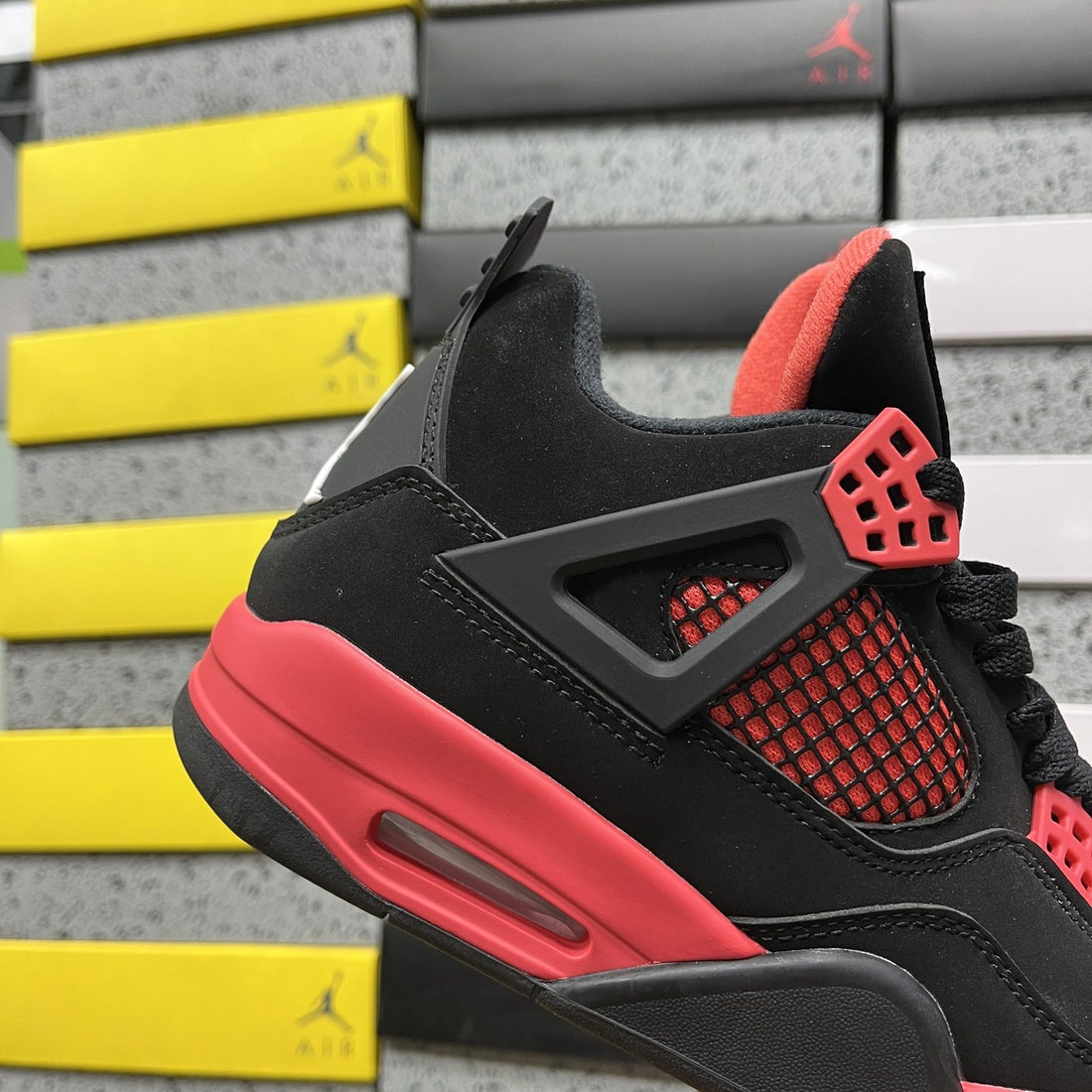 Air Jordan 4 Red Thunder