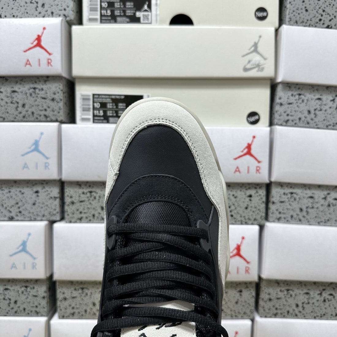 Air Jordan 4 RM Black Cream Grey