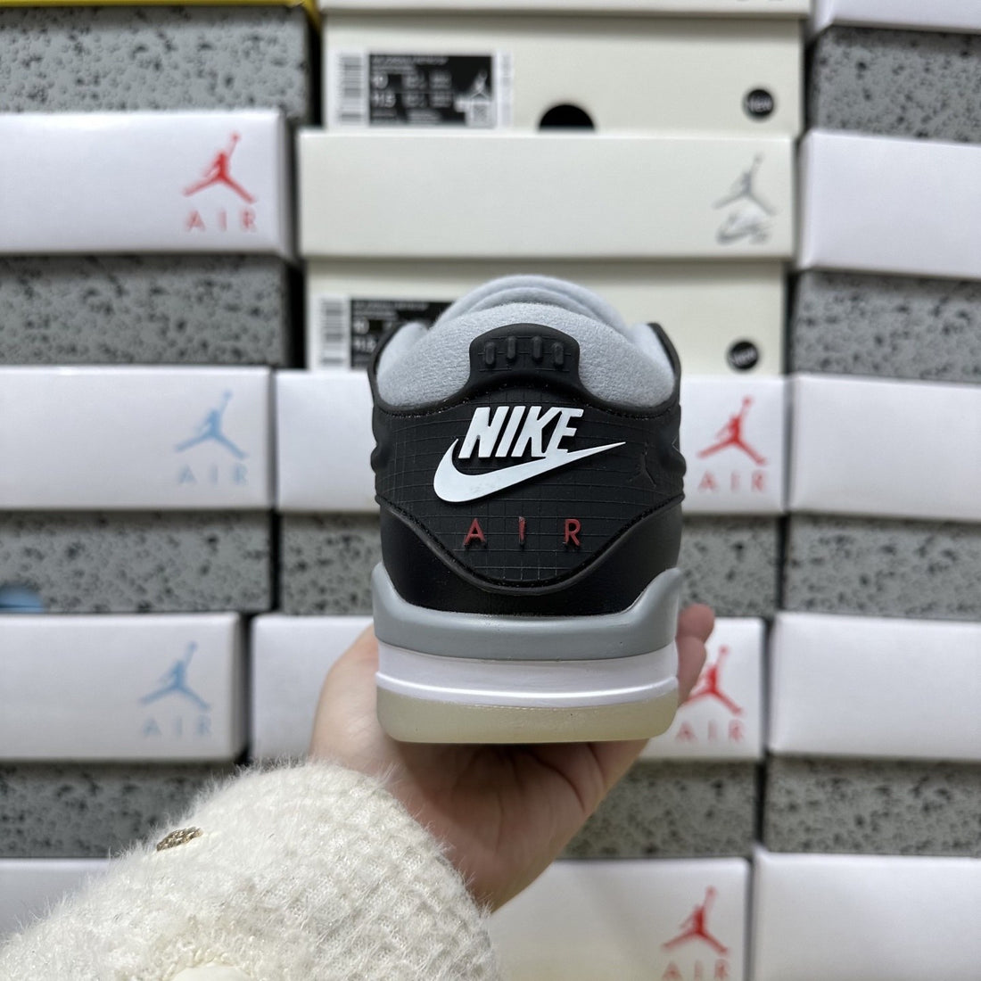 Air Jordan 4 RM Black Grey