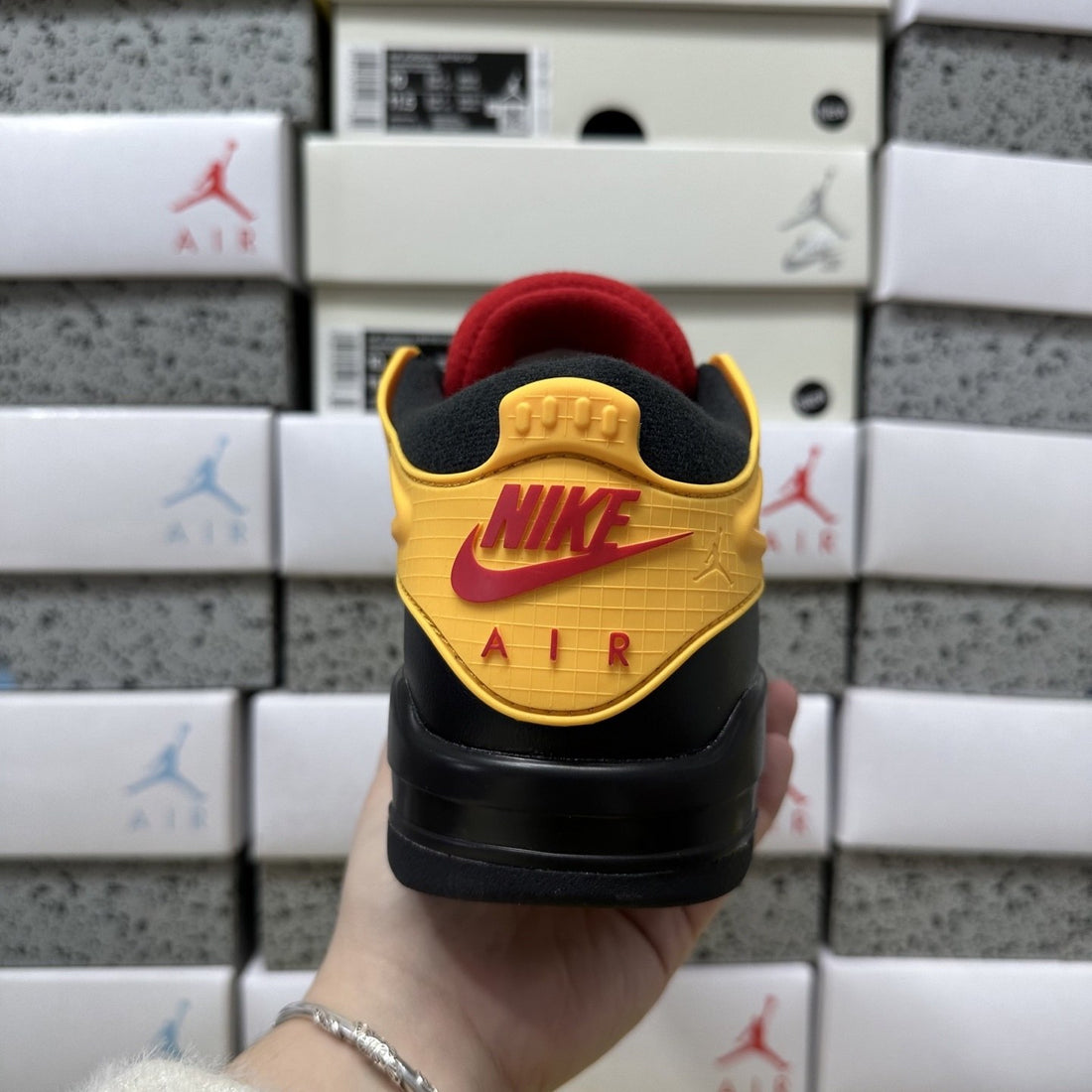 Air Jordan 4 RM Black Yellow