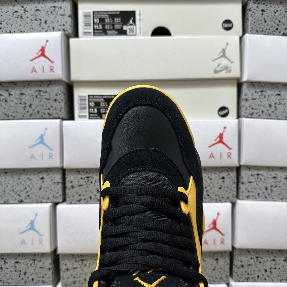 Air Jordan 4 RM Black Yellow