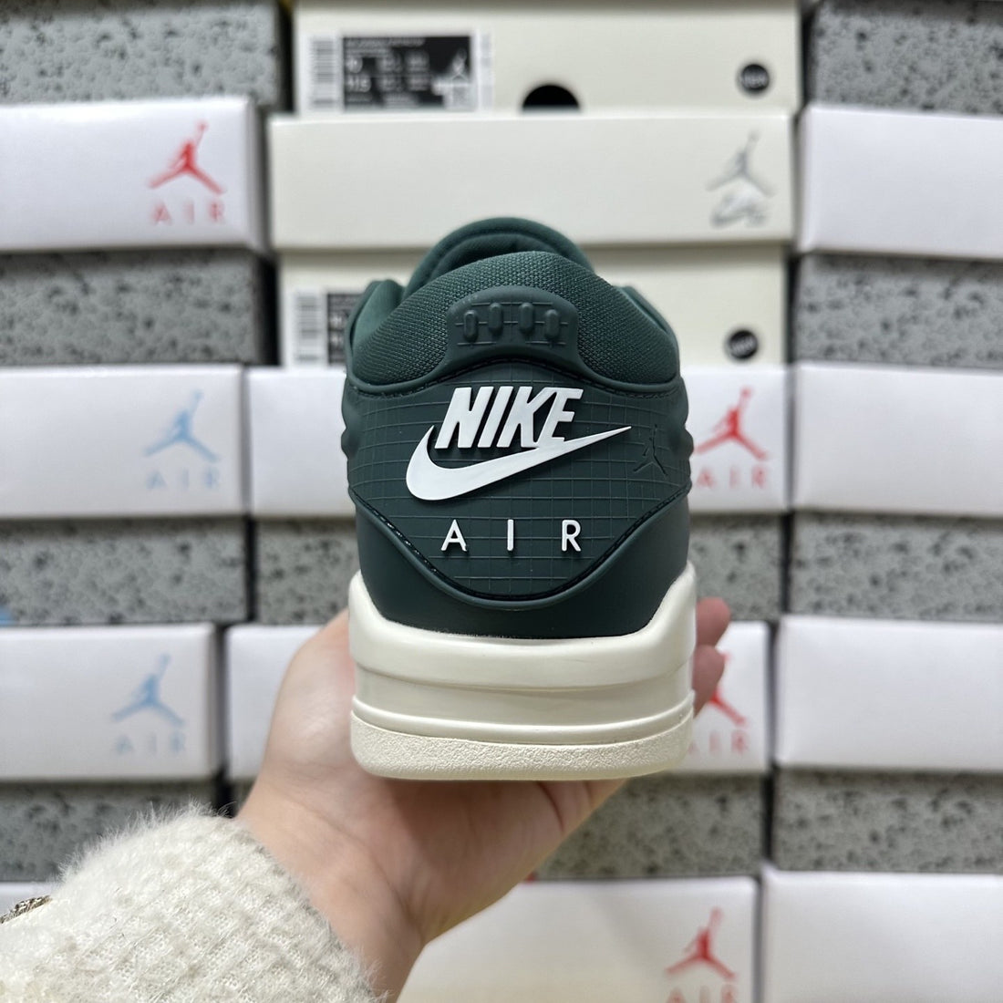 Air Jordan 4 RM Forest Green
