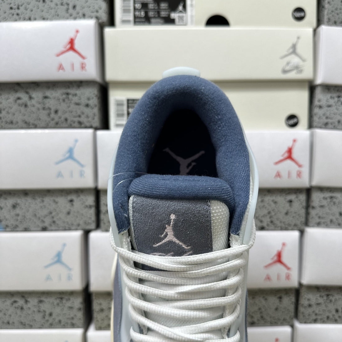 Air Jordan 4 RM Mint Blue Grey