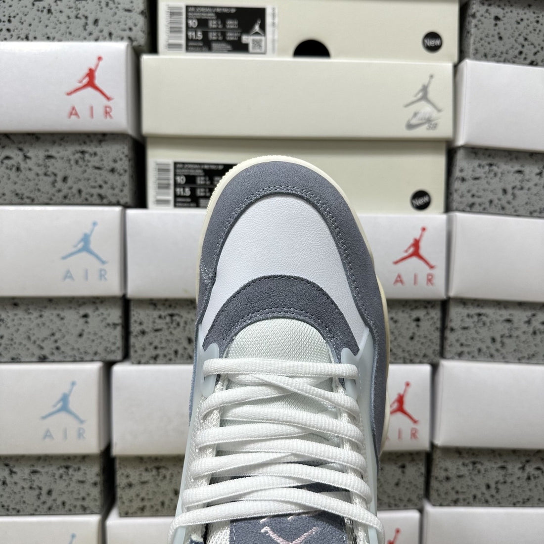 Air Jordan 4 RM Mint Blue Grey