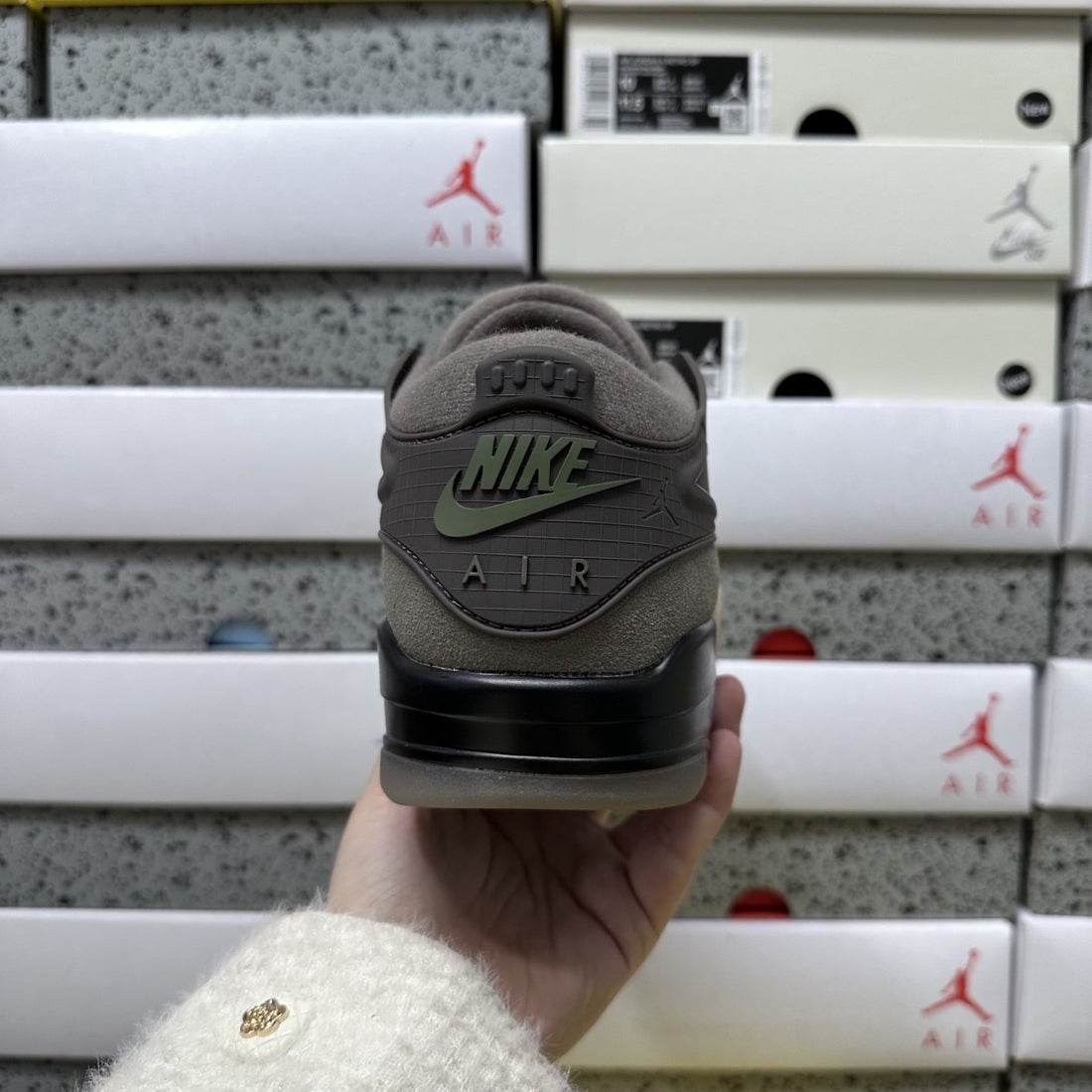 Air Jordan 4 RM Mocha Cream