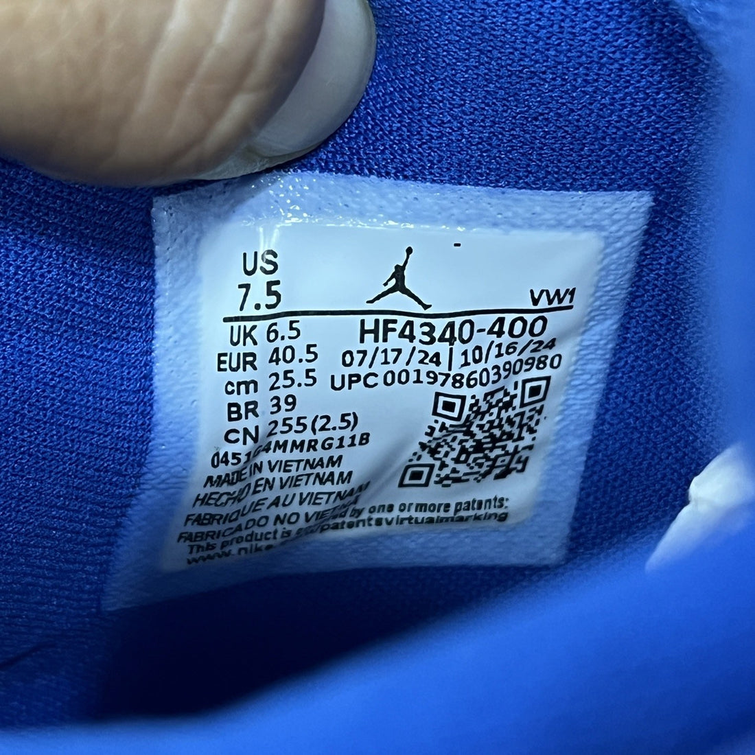 Air Jordan 4 Royal Blue Suede