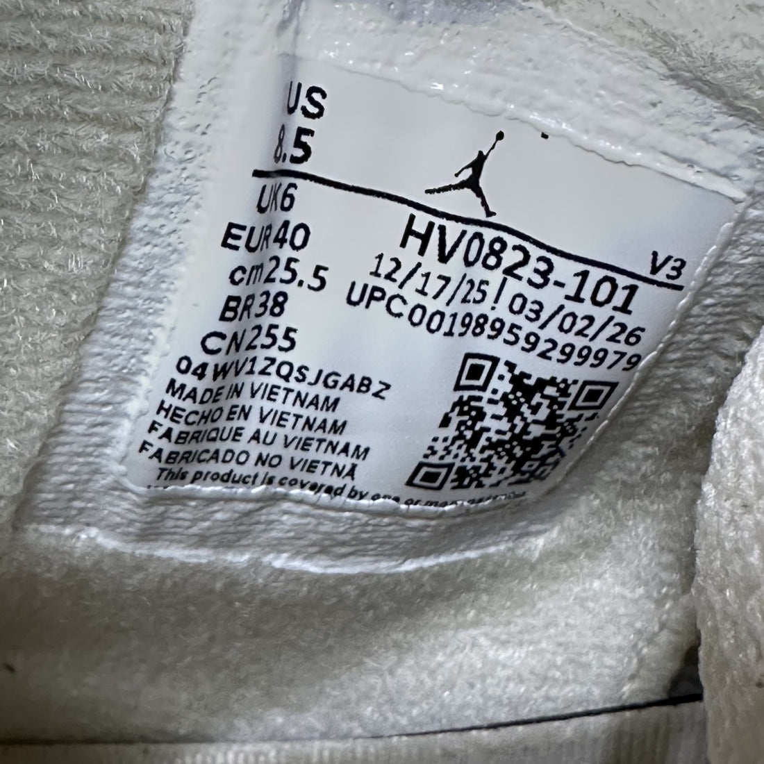 Air Jordan 4 Sail Orange