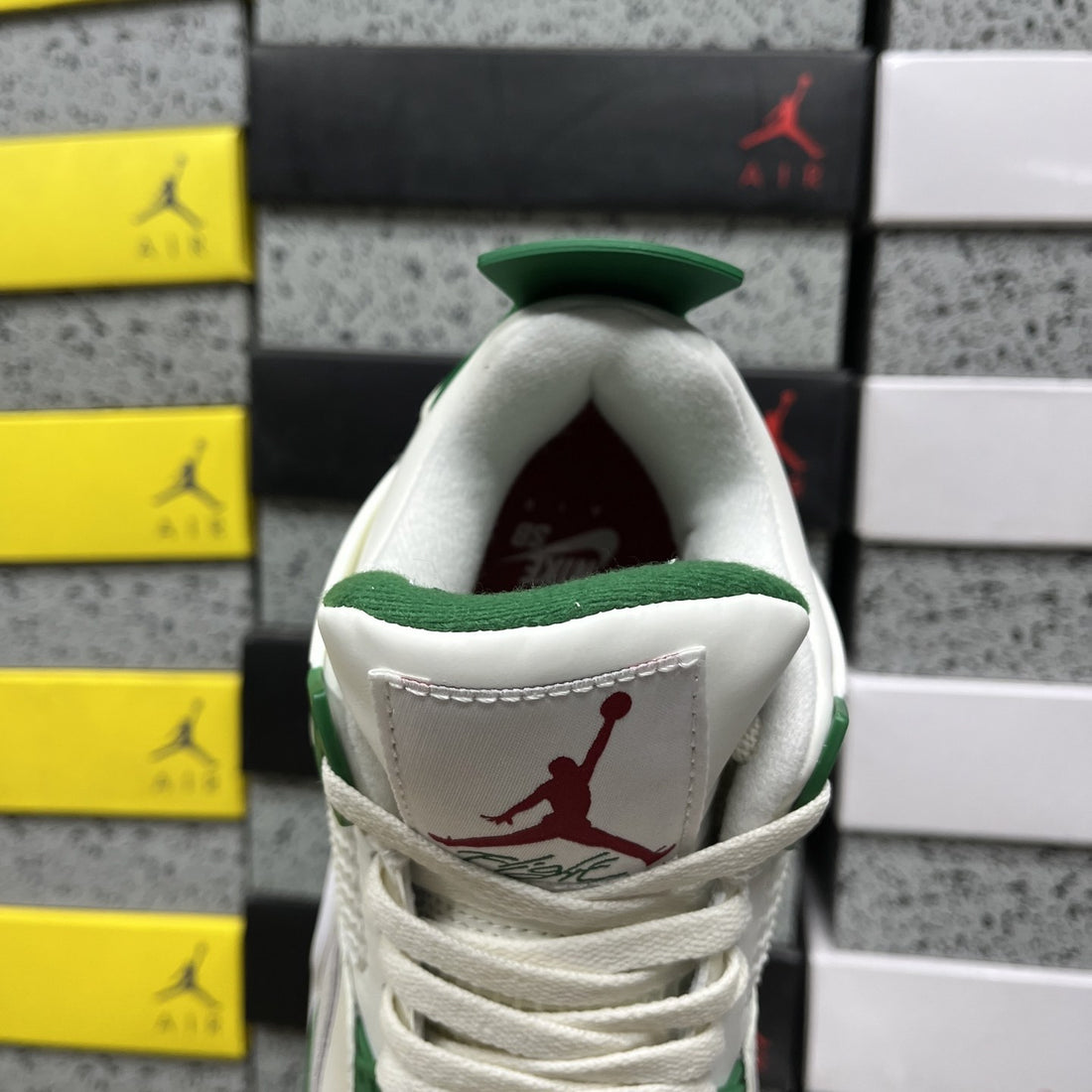 Air Jordan 4 SB Pine Green