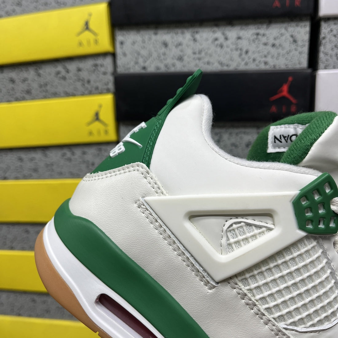 Air Jordan 4 SB Pine Green