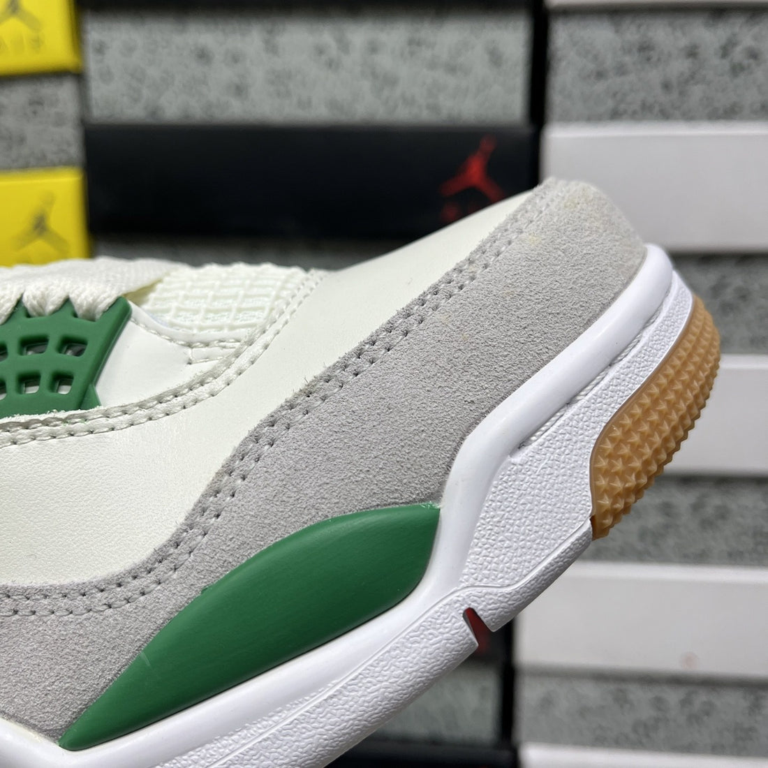 Air Jordan 4 SB Pine Green