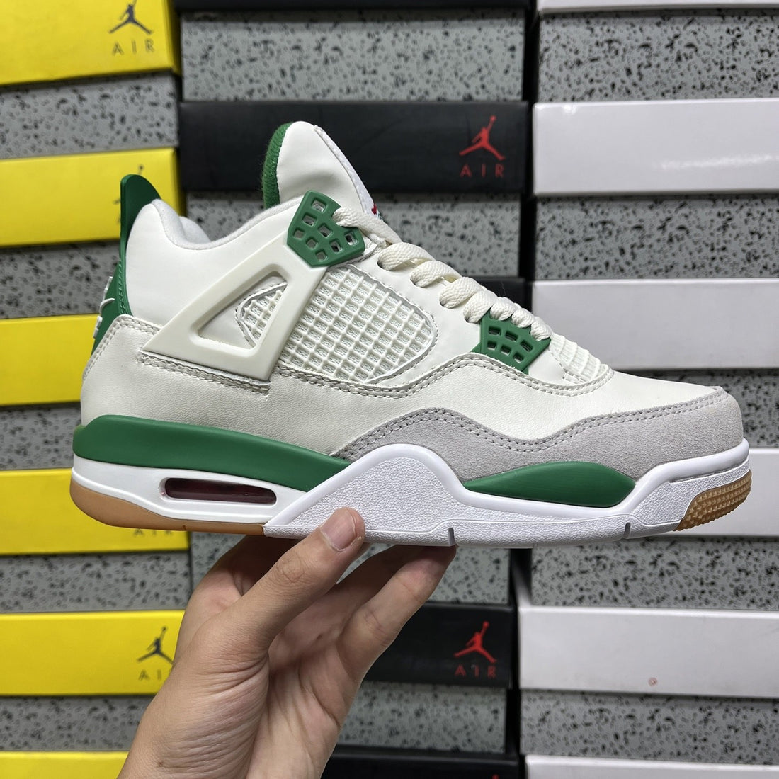 Air Jordan 4 SB Pine Green