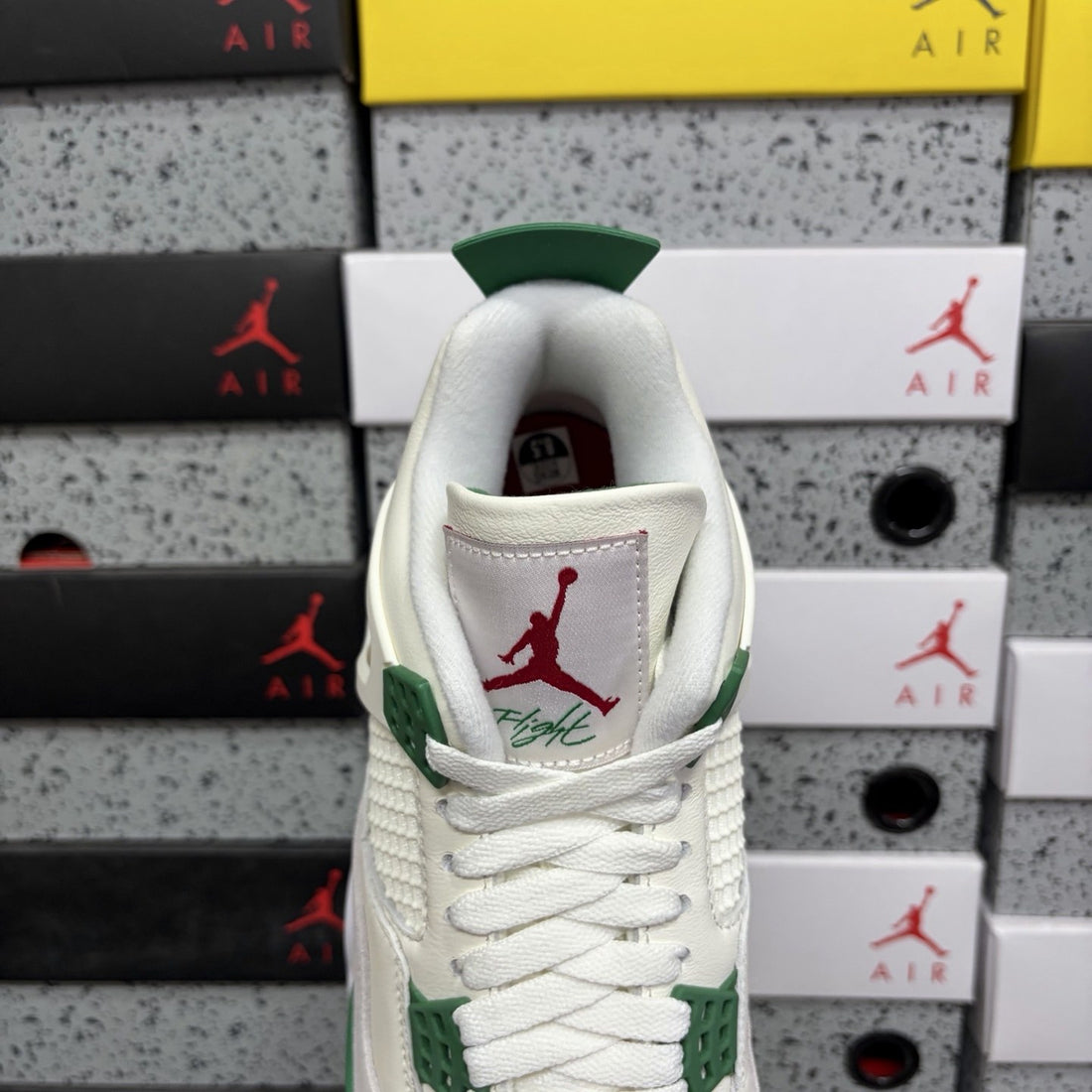 Air Jordan 4 SB Pine Green Gum