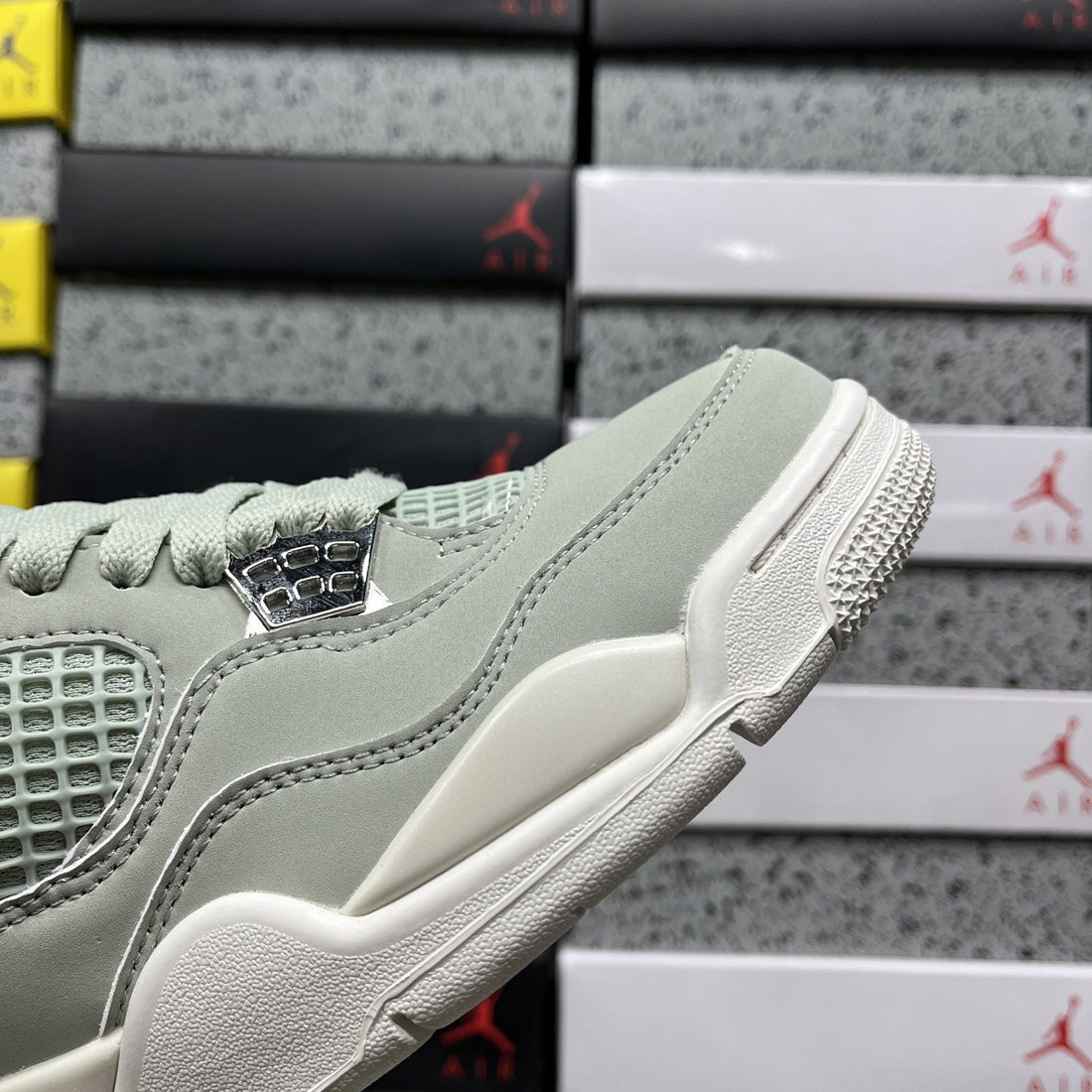 Air Jordan 4 Seafoam