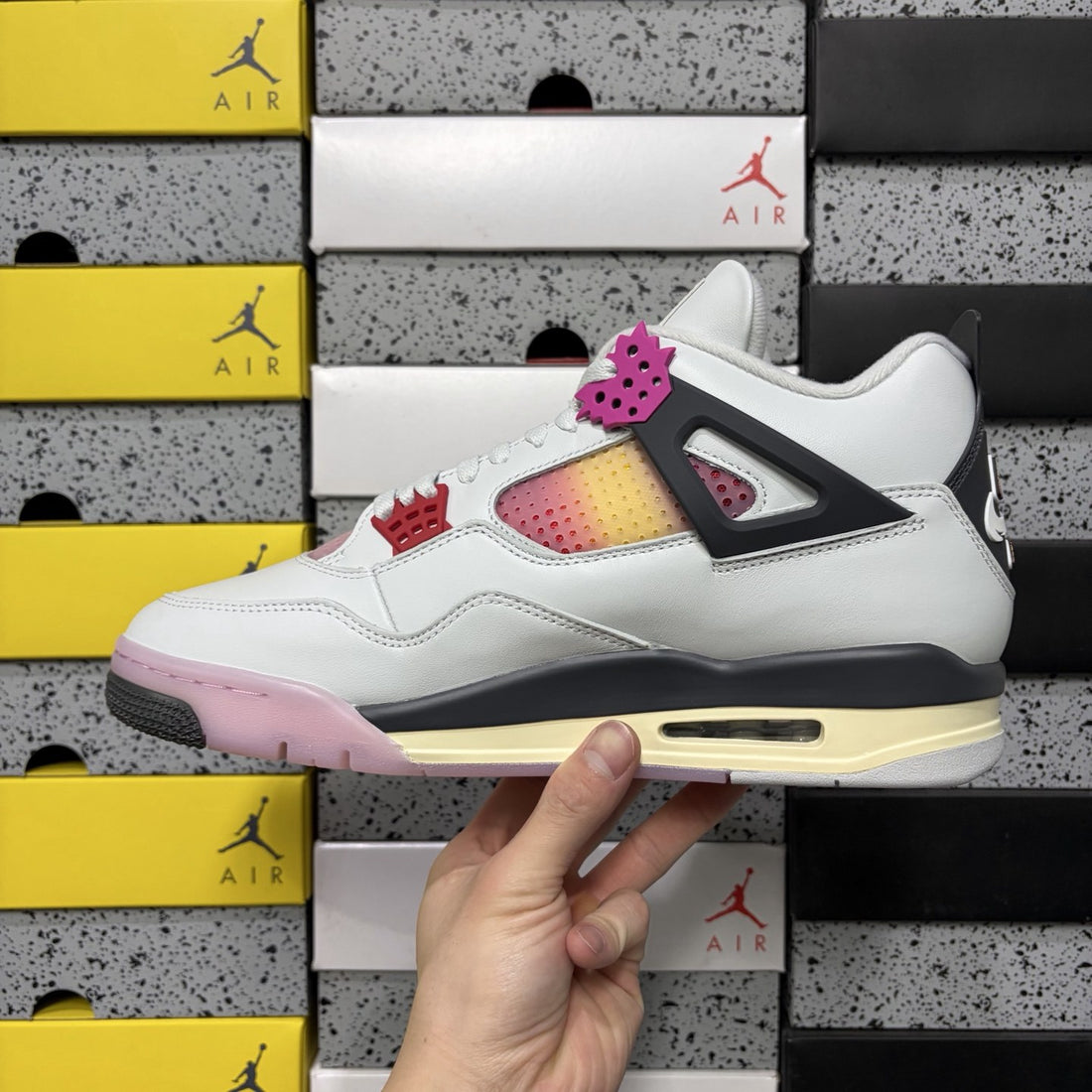 Air Jordan 4 Sunrise Gradient