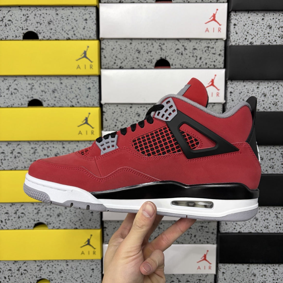Air Jordan 4 Toro Bravo
