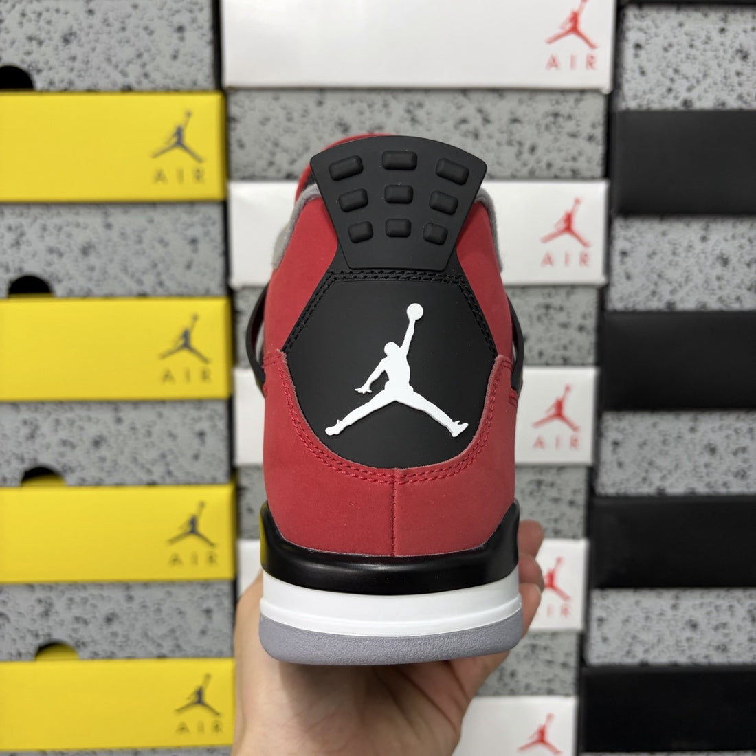 Air Jordan 4 Toro Bravo