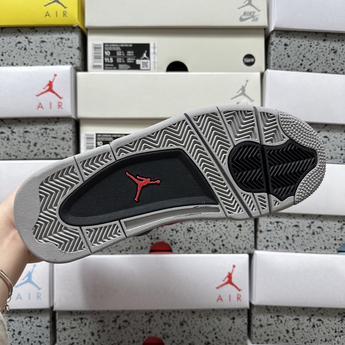 Air Jordan 4 Toro Red Suede