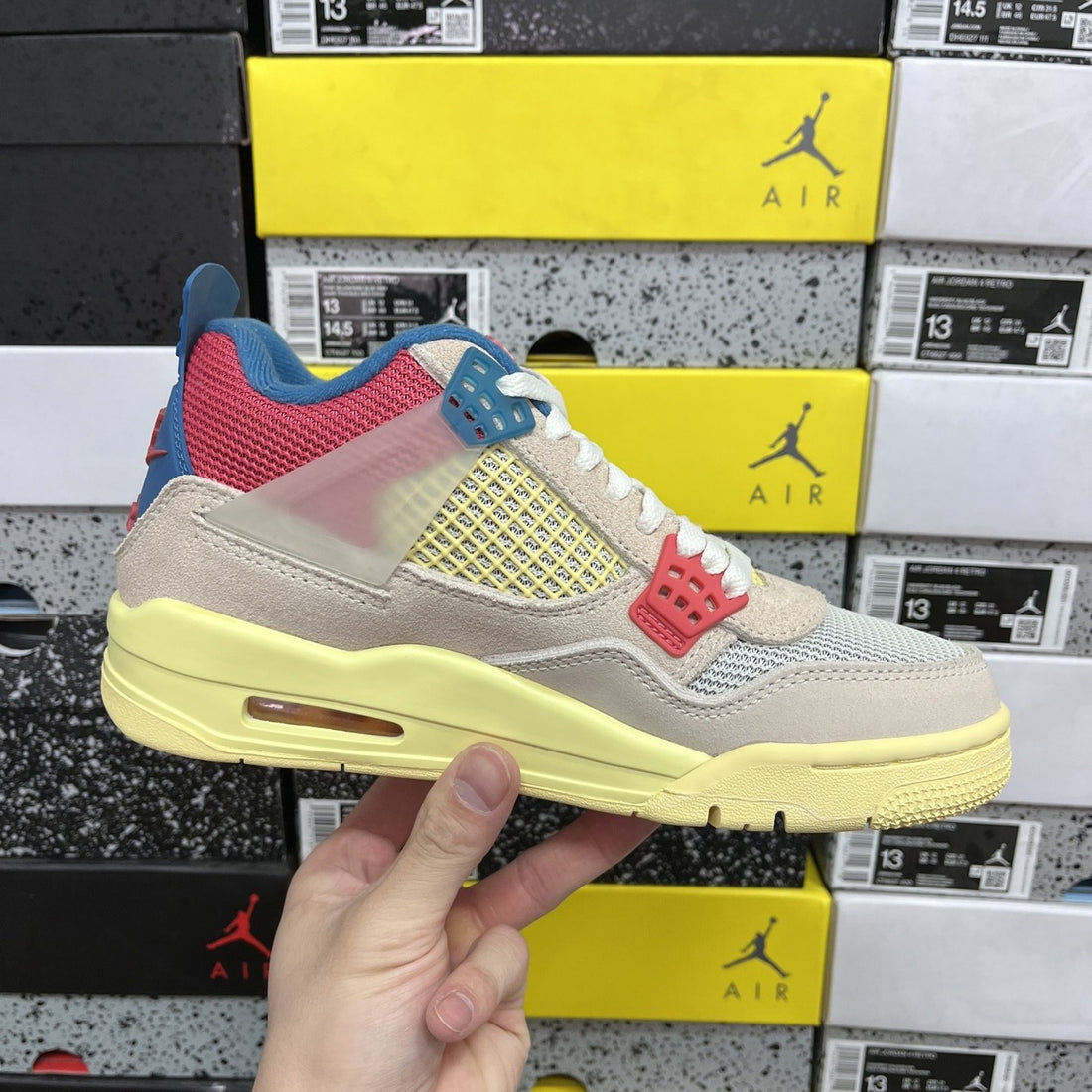 Air Jordan 4 Union Guava