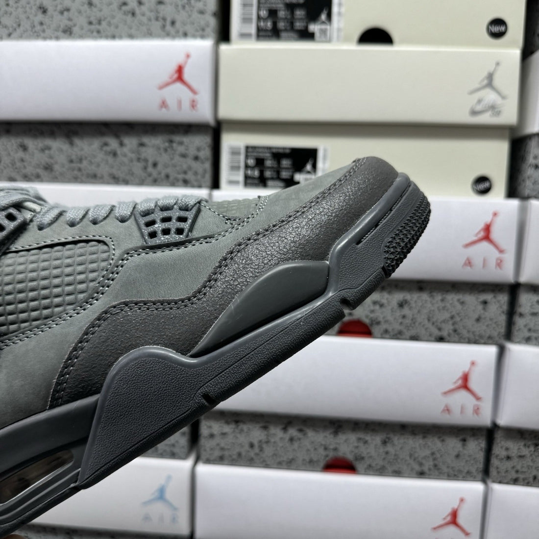Air Jordan 4 Wet Cement