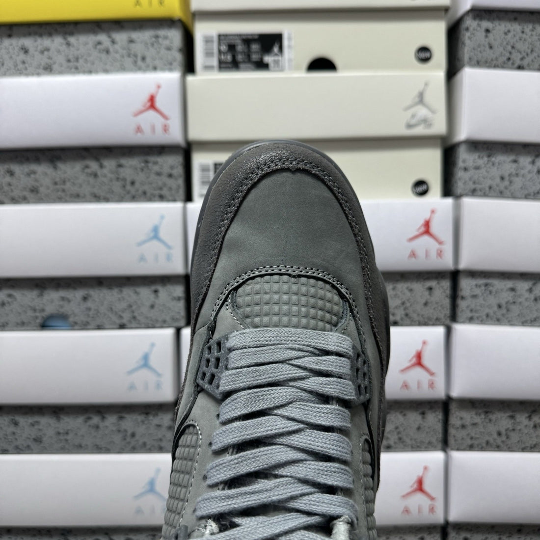 Air Jordan 4 Wet Cement