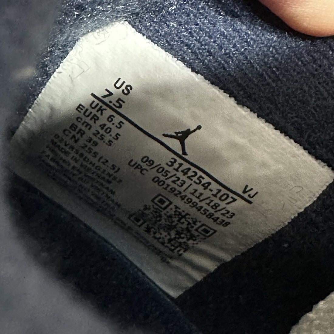 Air Jordan 4 White Navy Retro