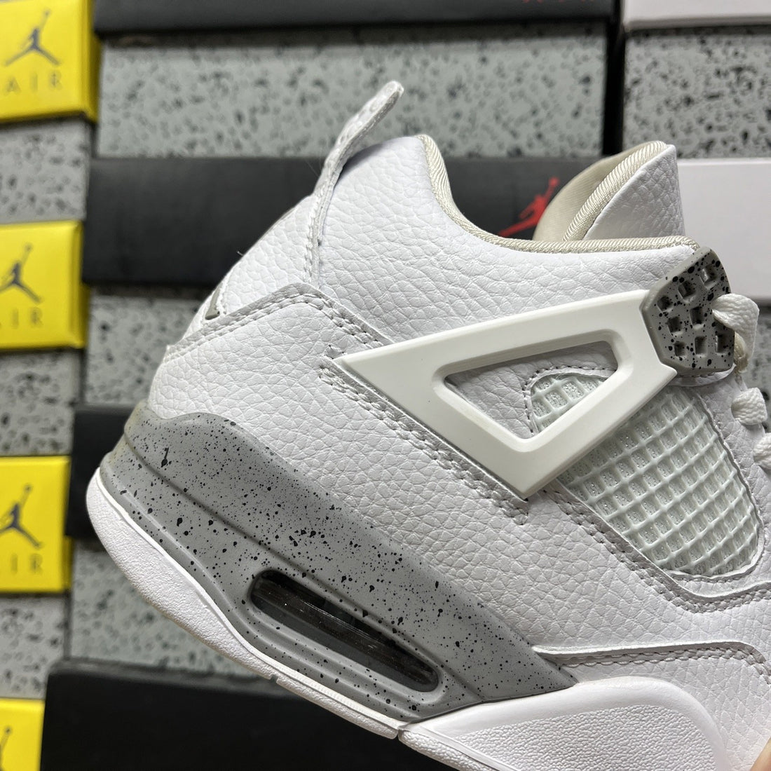 Air Jordan 4 White Oreo