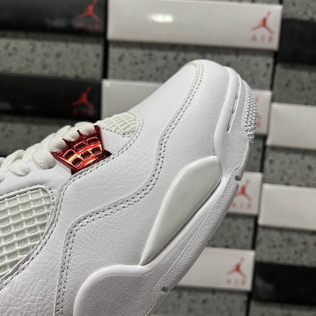 Air Jordan 4 White Red Metallic
