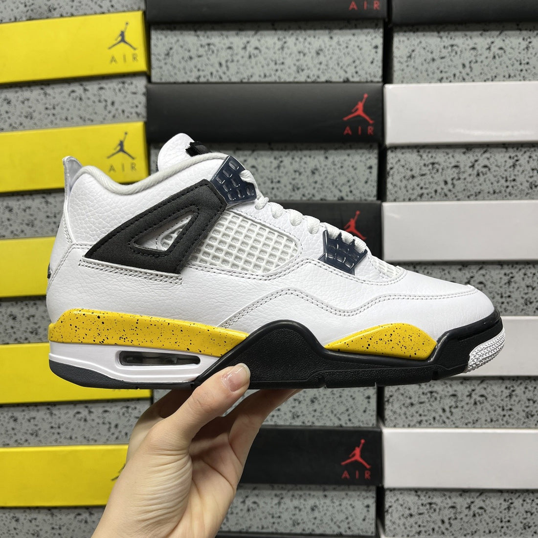 Air Jordan 4 White Yellow Black