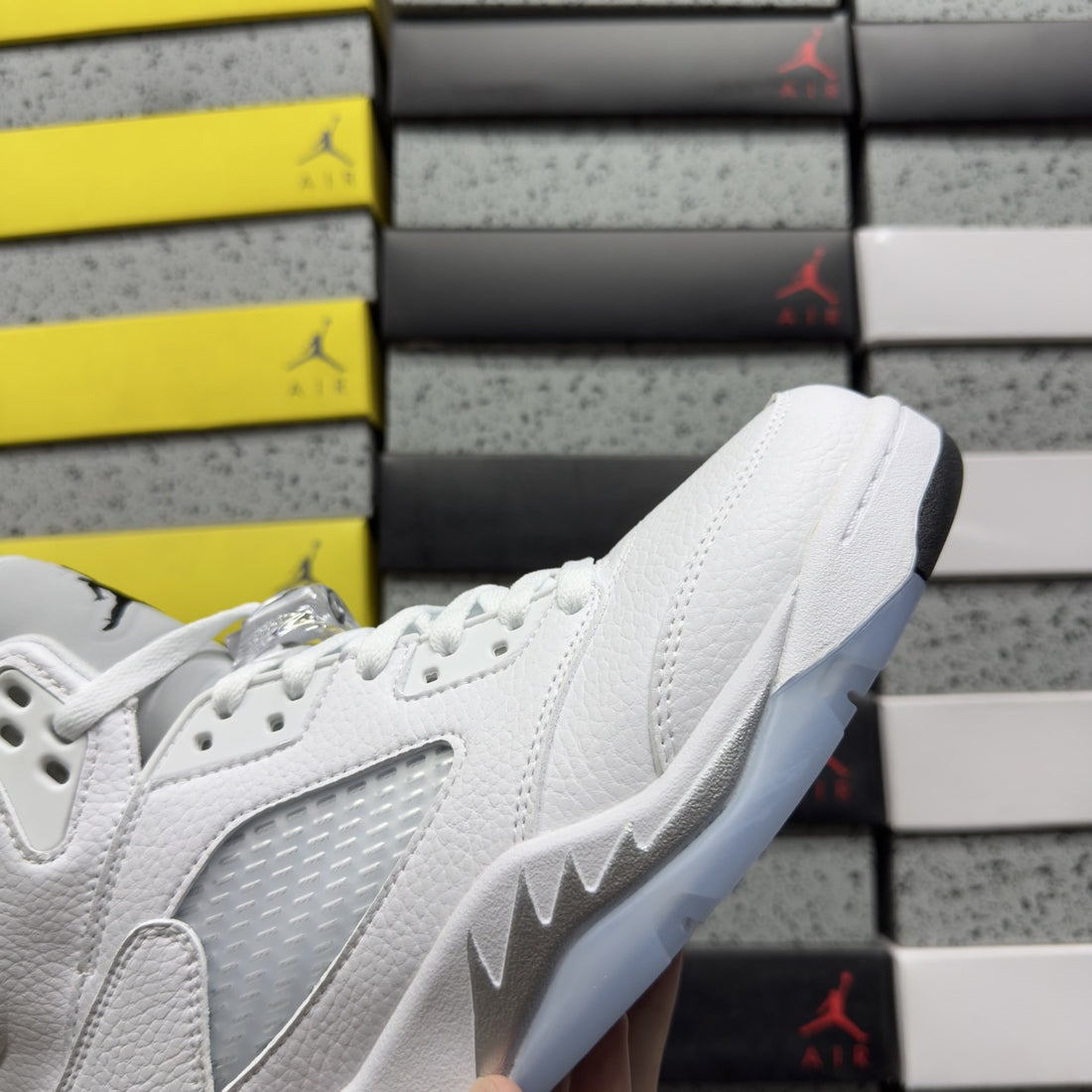 Air Jordan 5 Sail Metallic