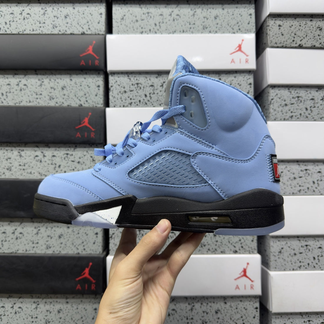 Air Jordan 5 UNC University Blue