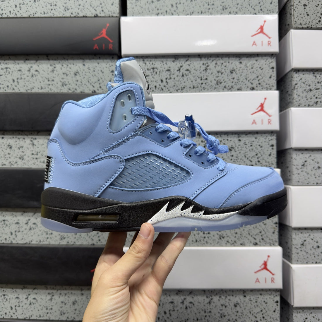 Air Jordan 5 UNC University Blue