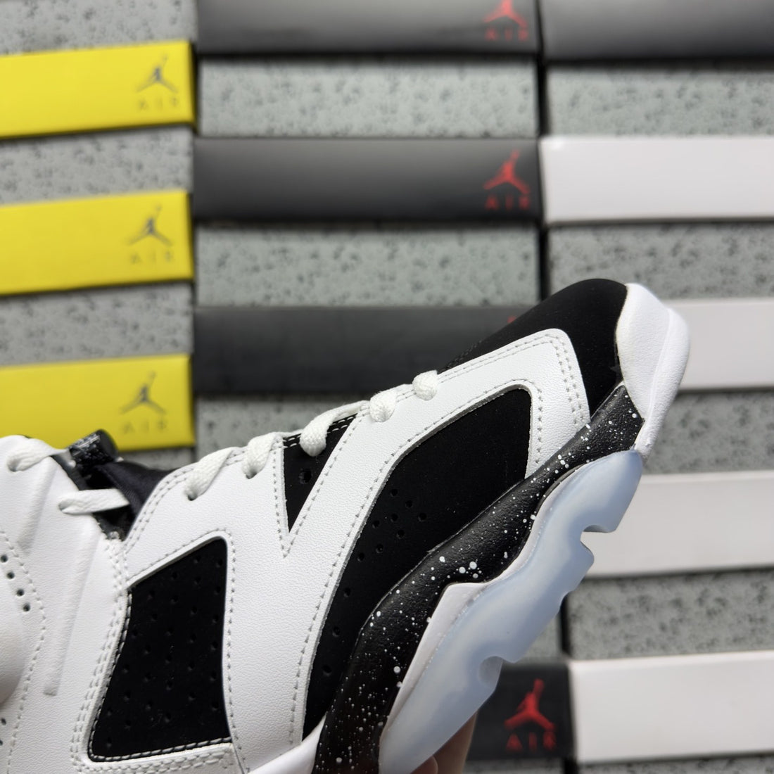 Air Jordan 6 Oreo Speckle