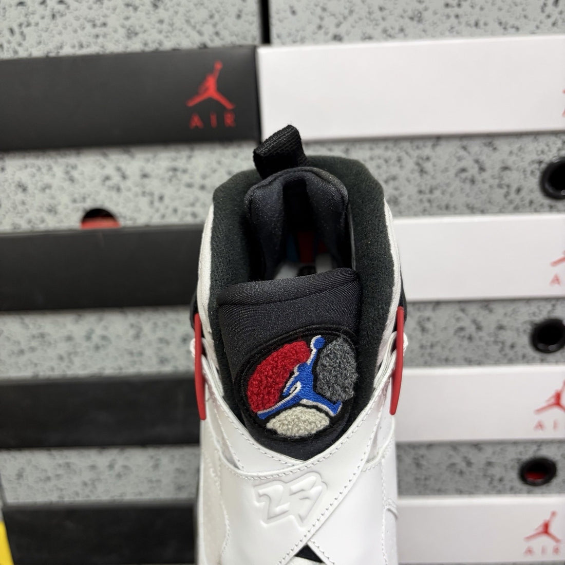 Air Jordan 8 Bugs Bunny