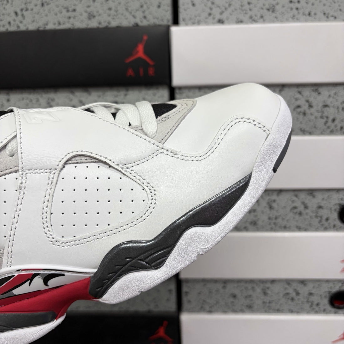 Air Jordan 8 Bugs Bunny