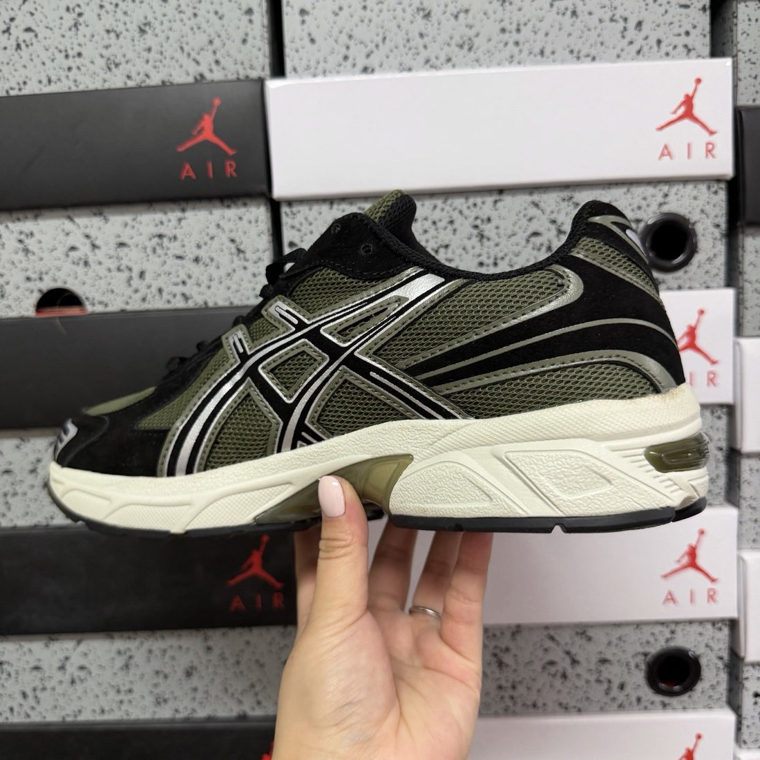 ASICS Gel-1130 Olive Black