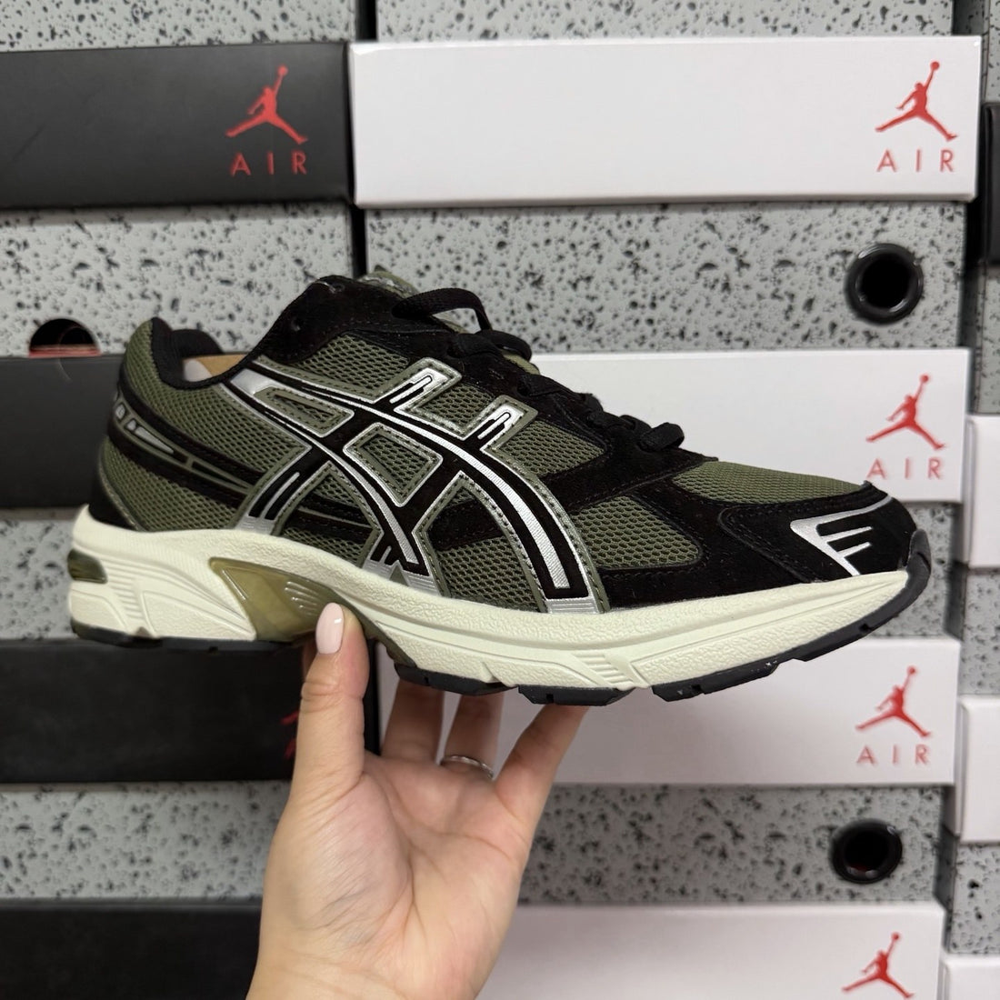 ASICS Gel-1130 Olive Black