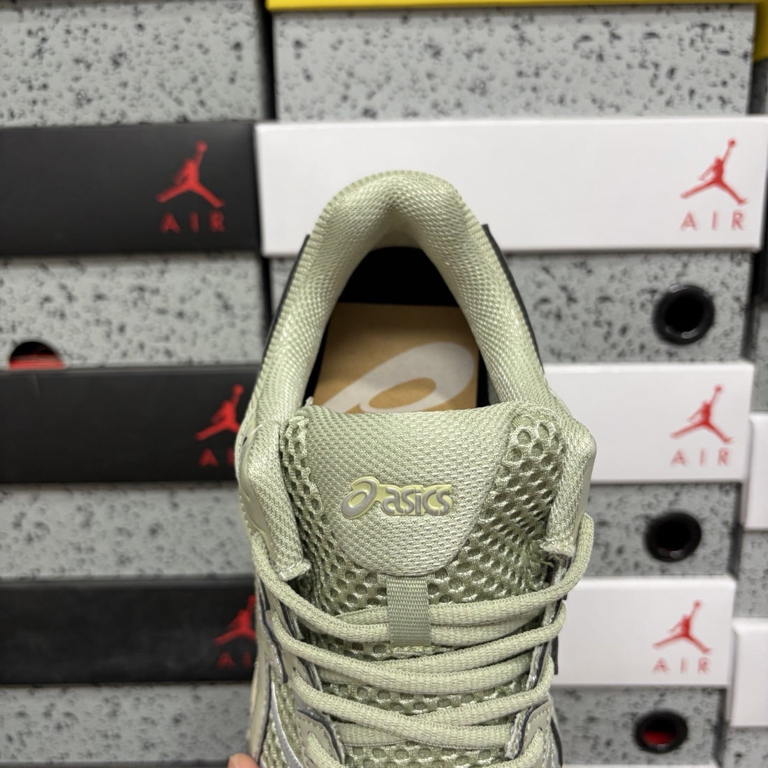 ASICS Gel-Cumulus 16 Dried Leaf Green